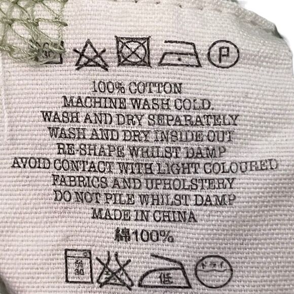 Welcome to my closet! I'm sorry but this item has sold and is not available. - Picture 6 of 9